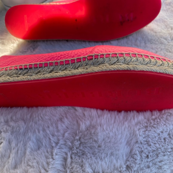 Authentic Burberry Espadrilles - Picture 3 of 4